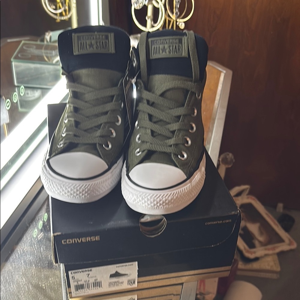 Converse Women’s/Unisex Green High-Top Sneakers